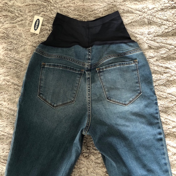 Maternity Skinny Jeans - Picture 5 of 7